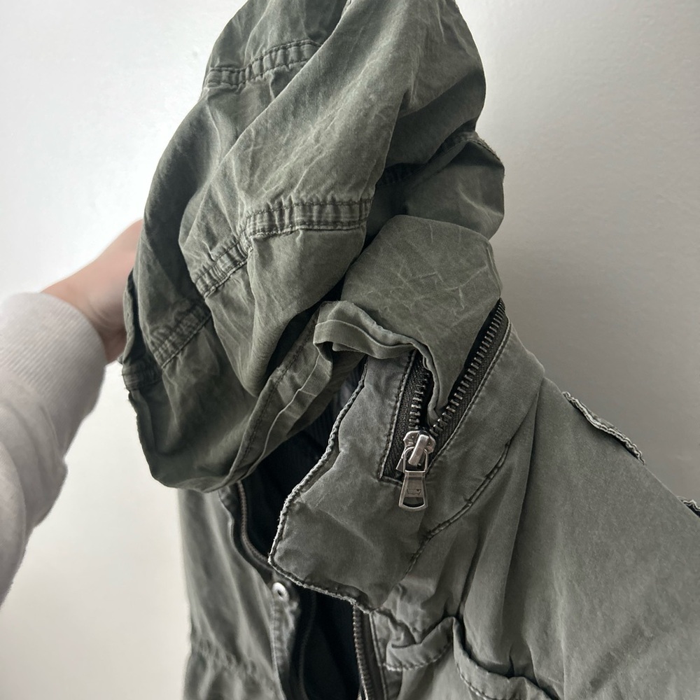 Vintage Levi's Dark Olive Military Jacket - Picture 5 of 5